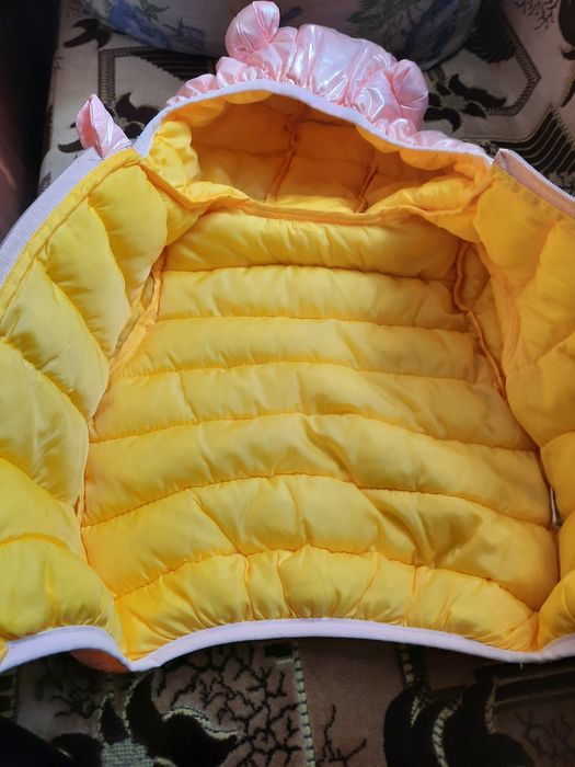 Курточка для дівчинки