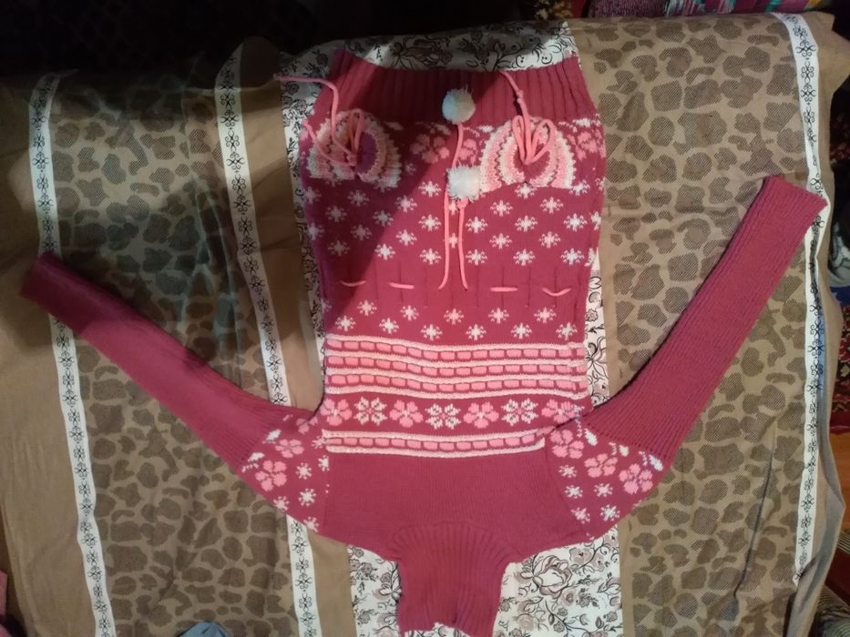 Теплый свитер на девочку