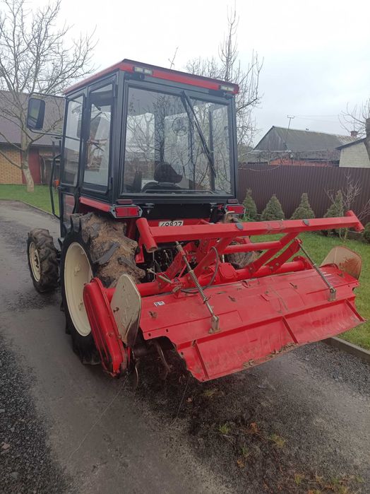 Продам японський трактор