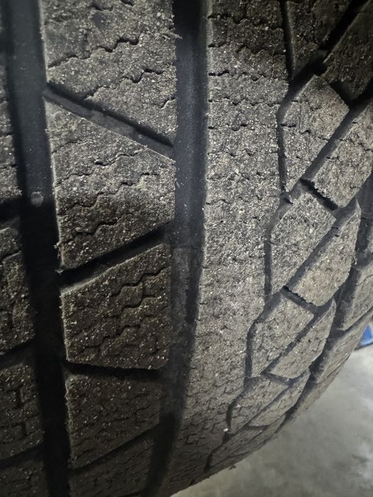 Зимові колеса 255/50 R19 335 стиль BMW комплект
