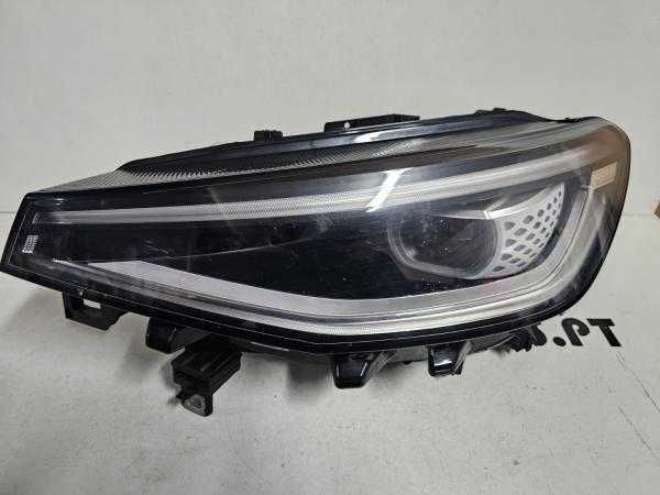 Otica Esq VOLKSWAGEN ID 4 l 23- l 126002