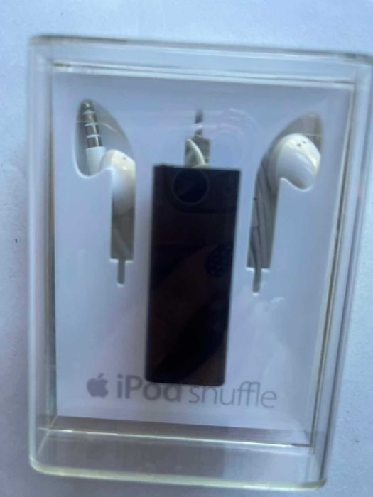 iPod shuffle  A1271 4GB