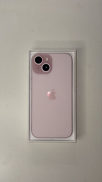 Iphone 15 128gb praticamente como novo