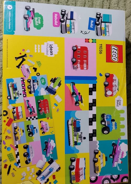 Конструктор Лего 900 деталей