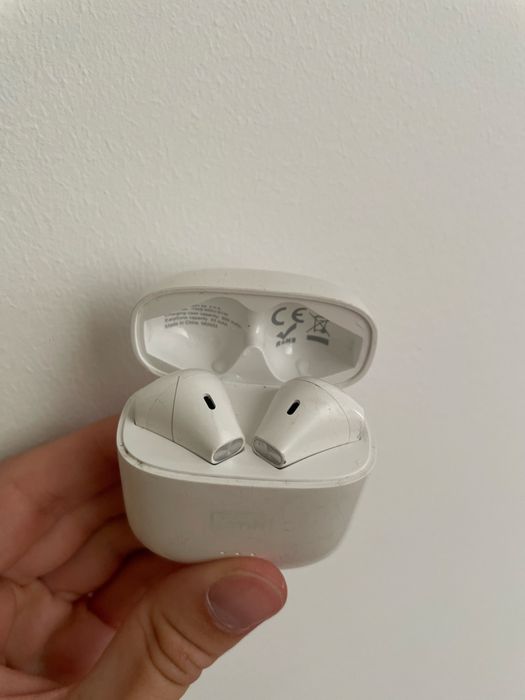 AirPods 3mk MovePods