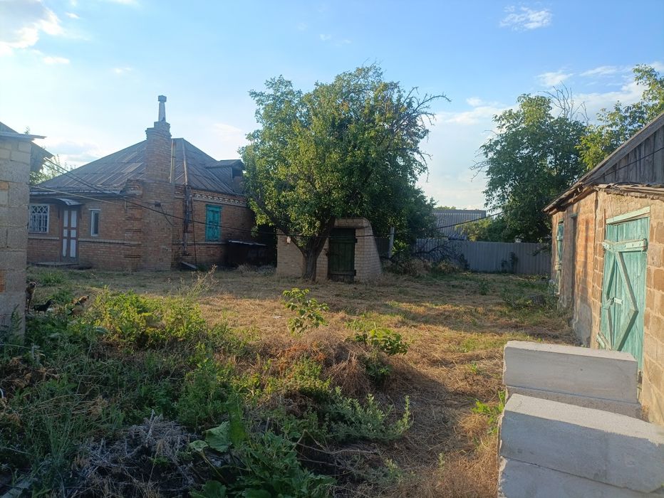 Продам будинок в  селі Виводове Томаківський р-н