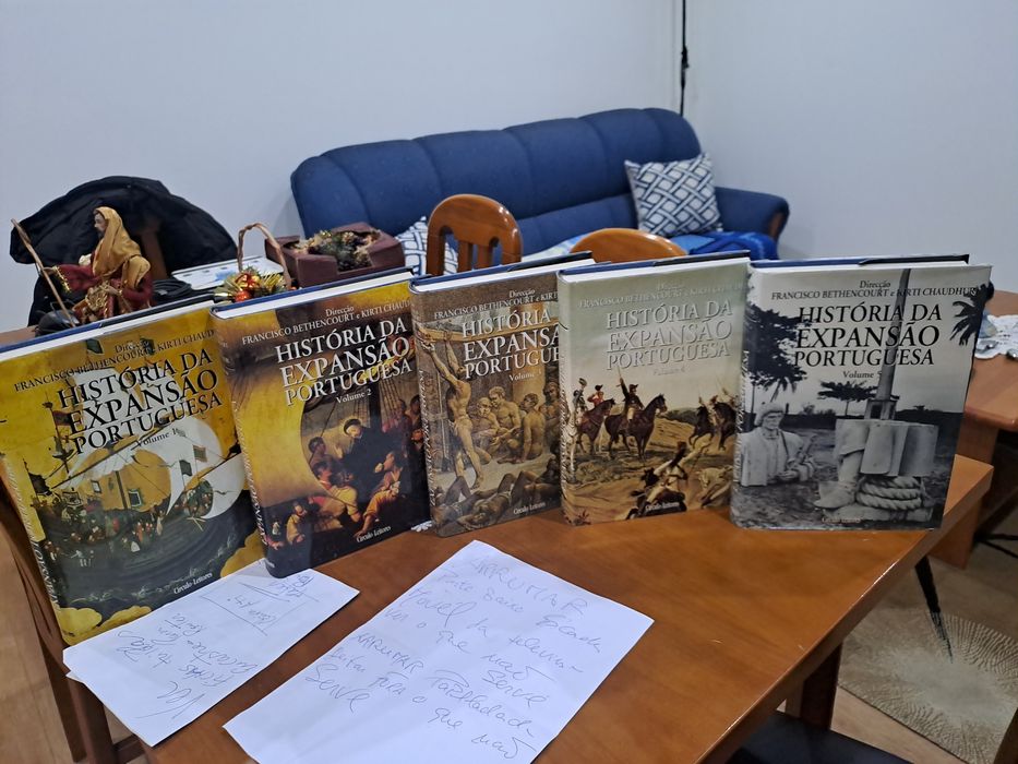 Coleção de livros ( História da expansão  Portuguesa )