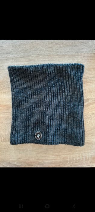 Komin granatowy Croppa