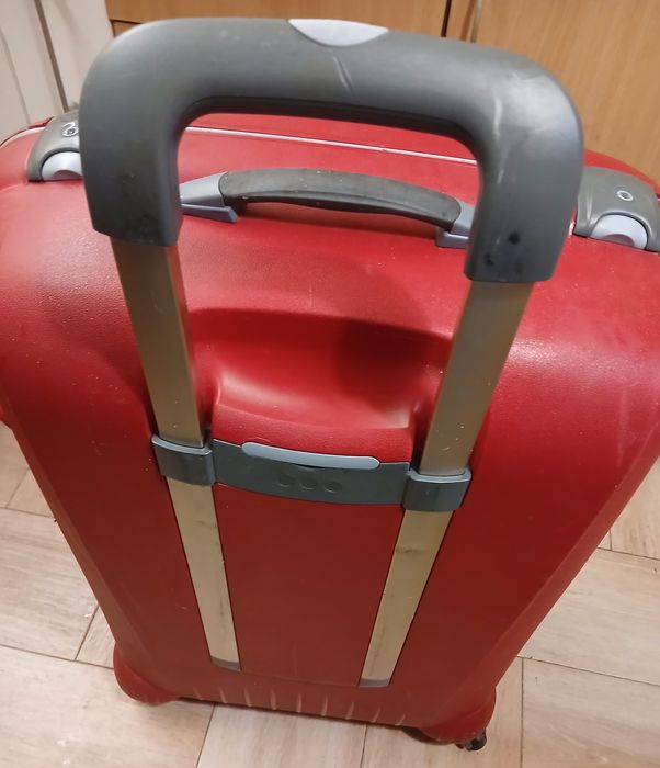 Vendo  mala de viagem
