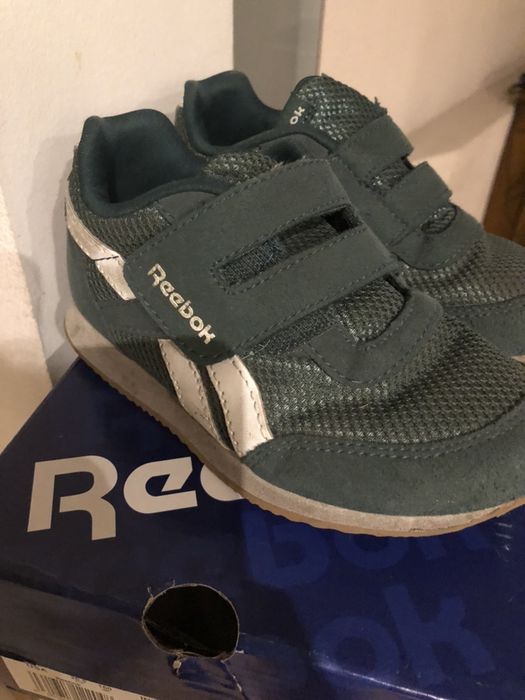 Продам кроссовки Reebok