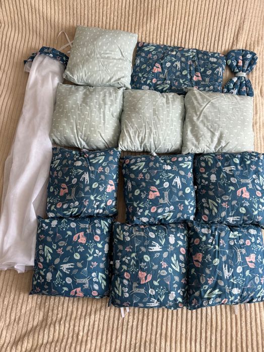 Бортики в ліжечко