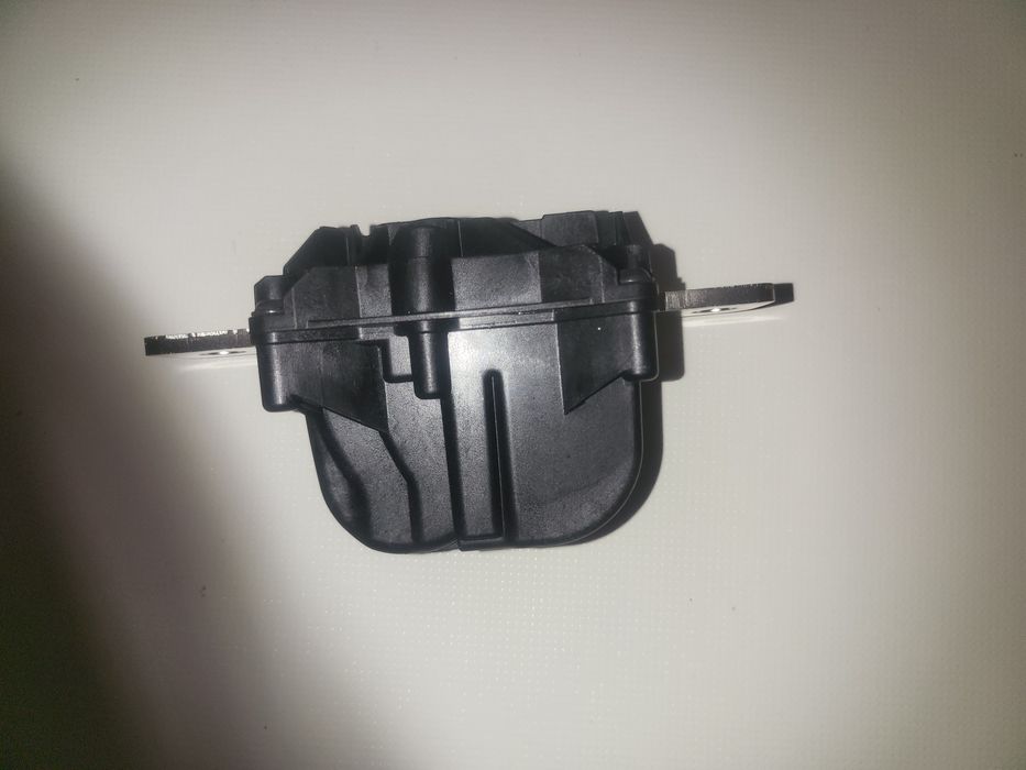 Піропатрон. Оригінал. Тесла. Tesla model 3 y у. Пиропатрон. Европа.