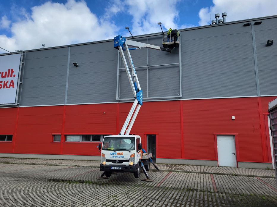 Zwyżka podnośnik koszowy 20m wynajem podnośnika - 7 dni/24 h