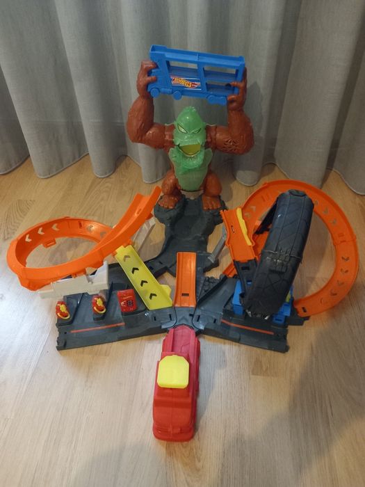 Hot Wheels - City - Toxic Gorilla Slam