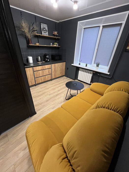 Квартира студія подобово