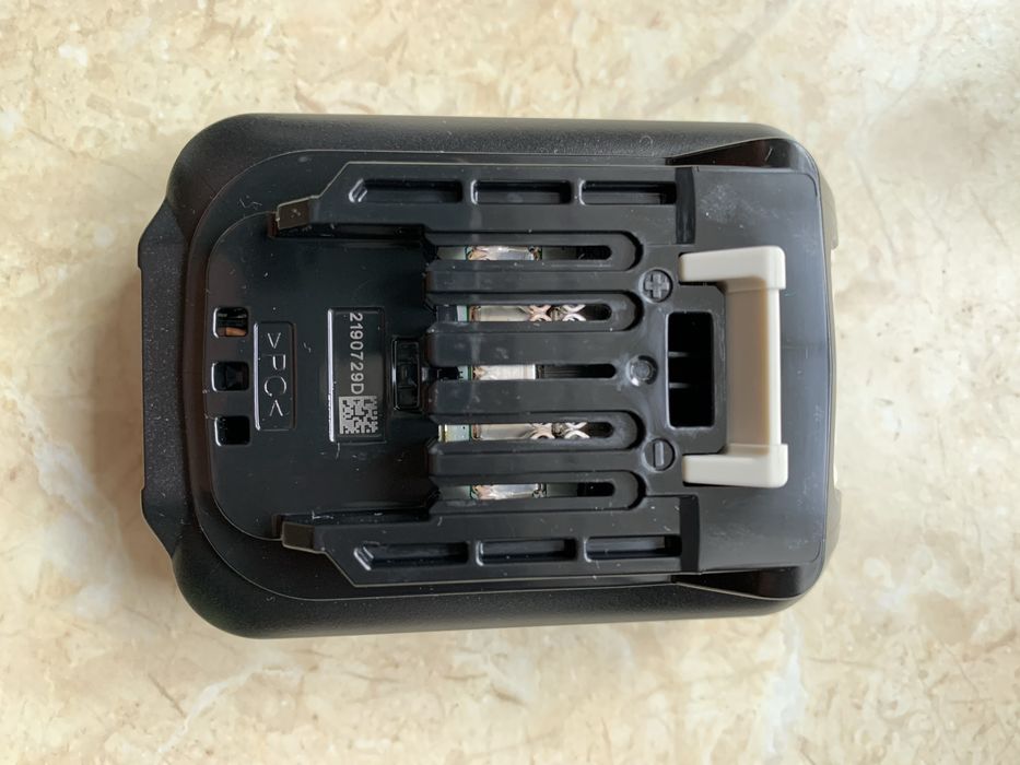 Акумулятори Makita BL1815N BL1021B