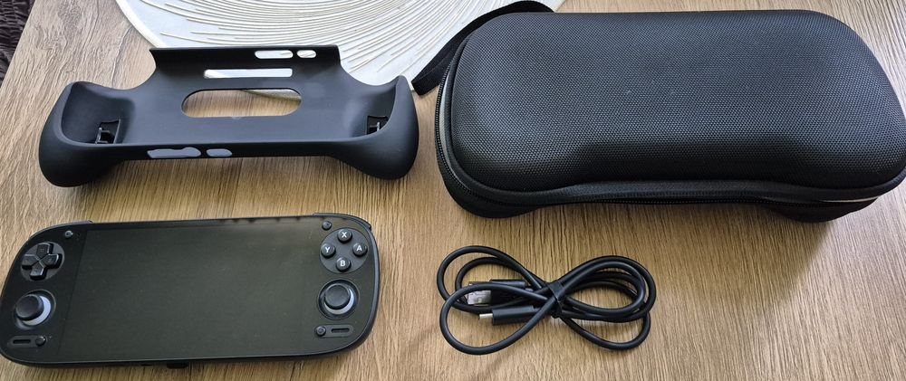 Retroid Pocket 5 Zestaw Okazja