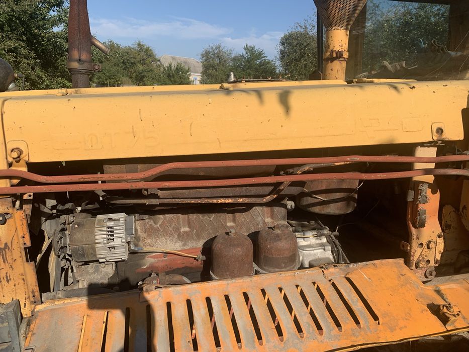 Дт -75 гусеничний трактор бульдозер 1991 рік