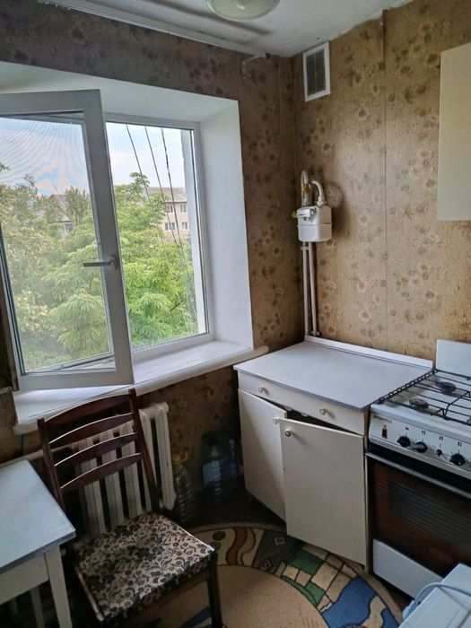 Продам 2- ую квартиру в центе