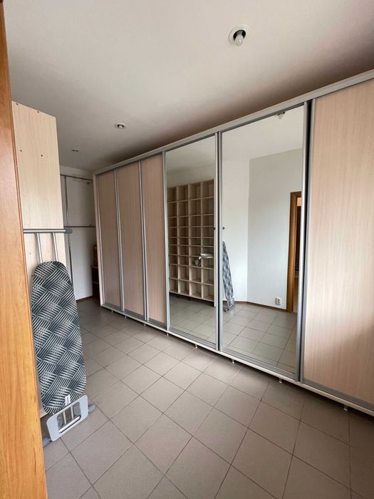 Будинок 450м2 біля печерської школи