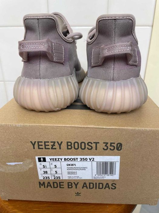 Tenis adidas yeezy mulher