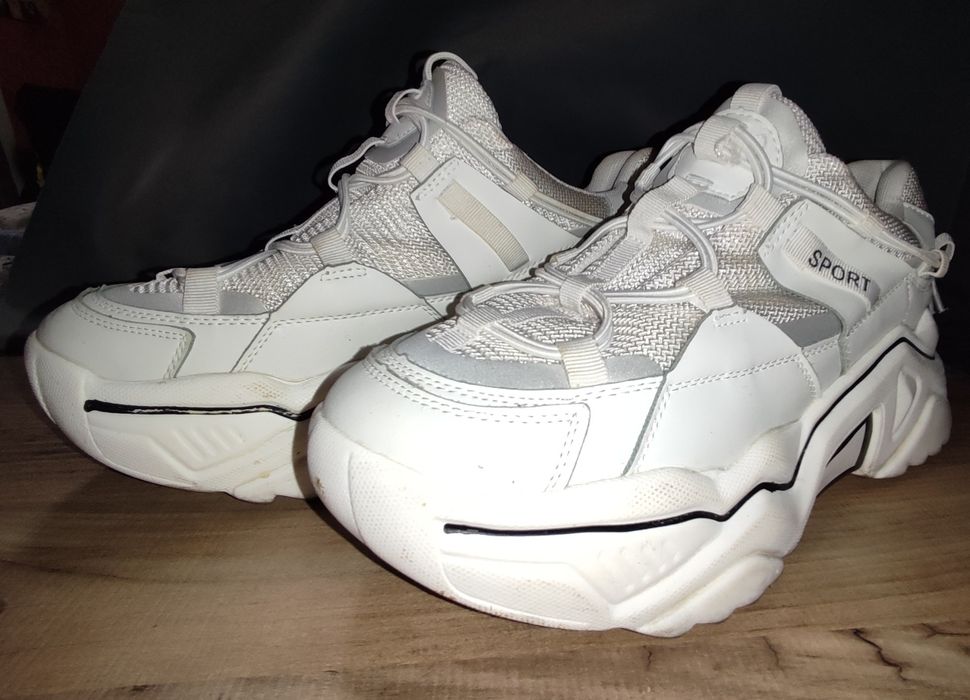 Продам кросівки кросовки