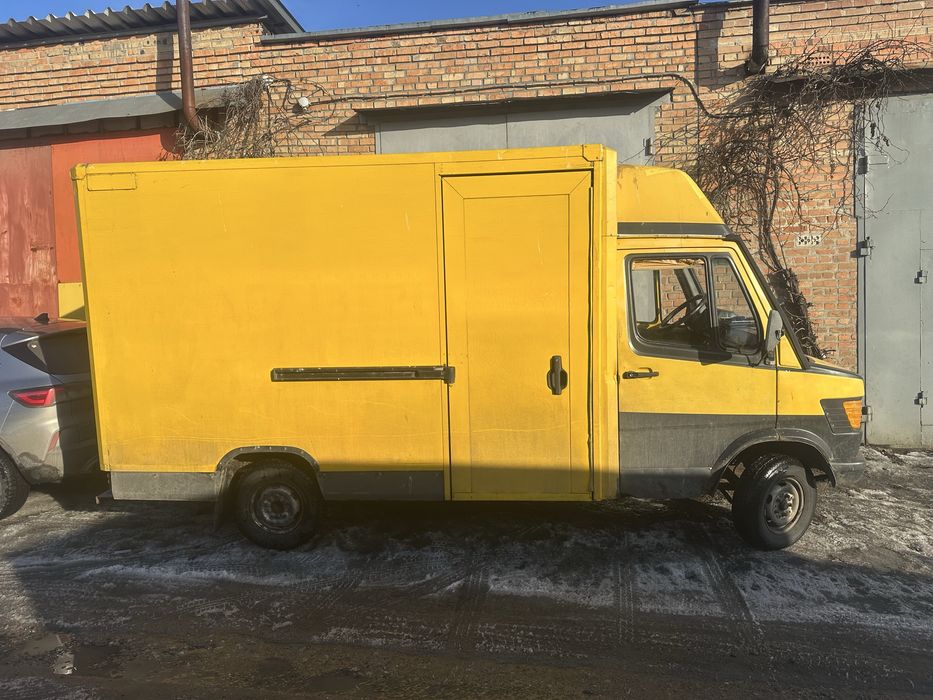 Поштовик 308 Мерседес