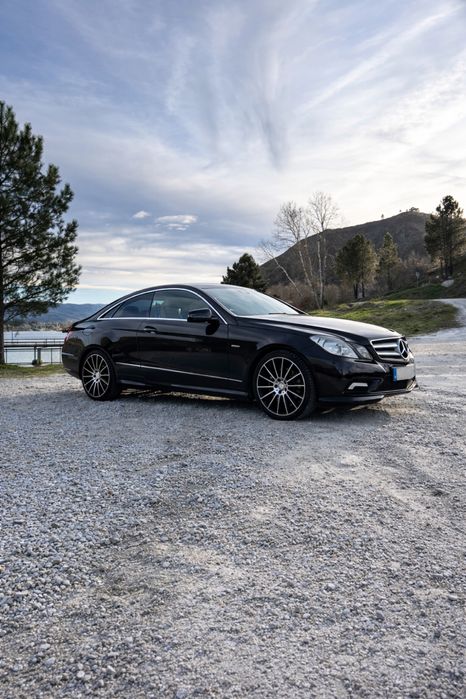 Mercebes-Benz E220 Coupe AMG
