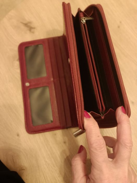 Portfel damski skórzany