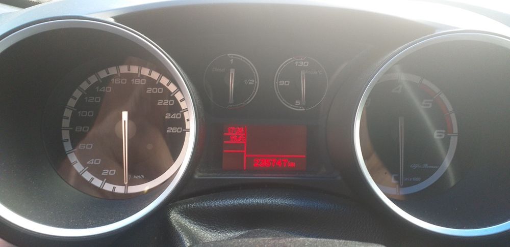 Alfa-Romeu Guilietta 1.6 Diesel (Estimado).