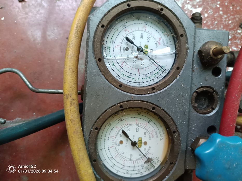 Manómetro com mangueira