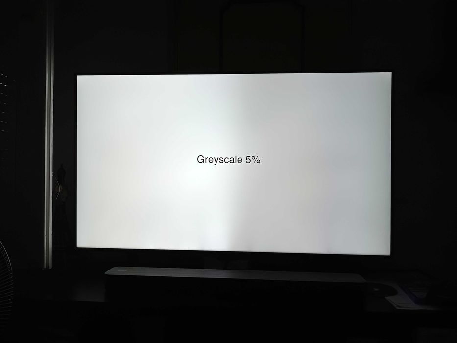 Samsung 50au9005 TV 4K 50 Polegadas com leve defeito