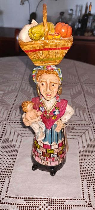 Boneca Porcelana Minhota