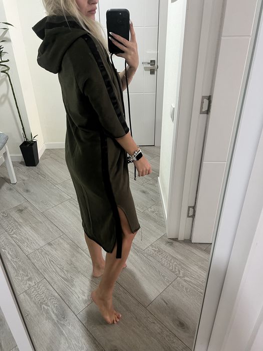 Спортивне плаття хакі