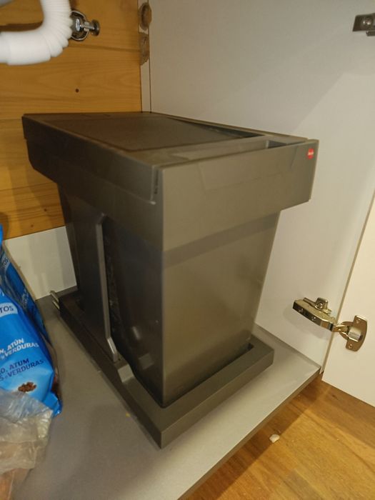 Balde do lixo extraível