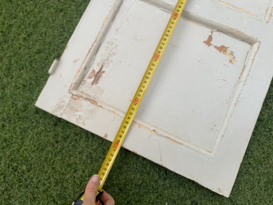 Portada de janela em madeira, antiga