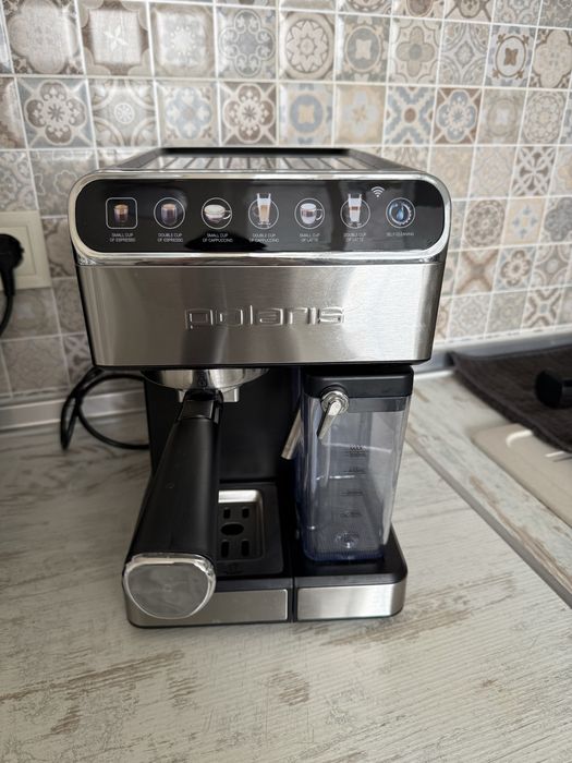 Кавомашина Polaris PCM 1575 WIFI IQ Home