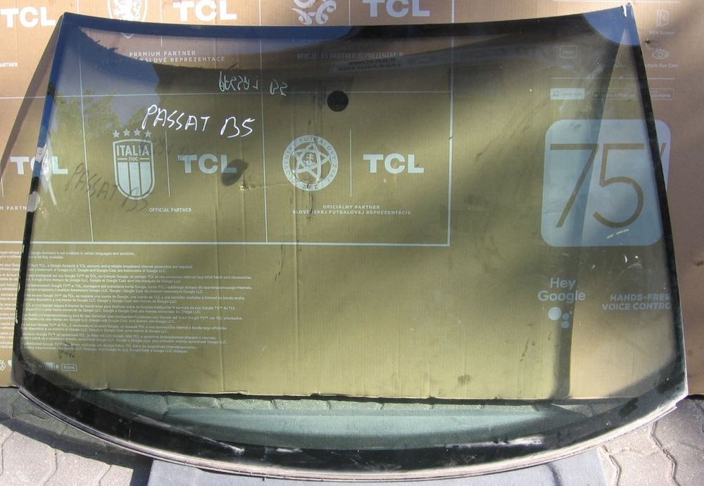 szyba przednia czołowa PASSAT B5 VOLKSWAGEN