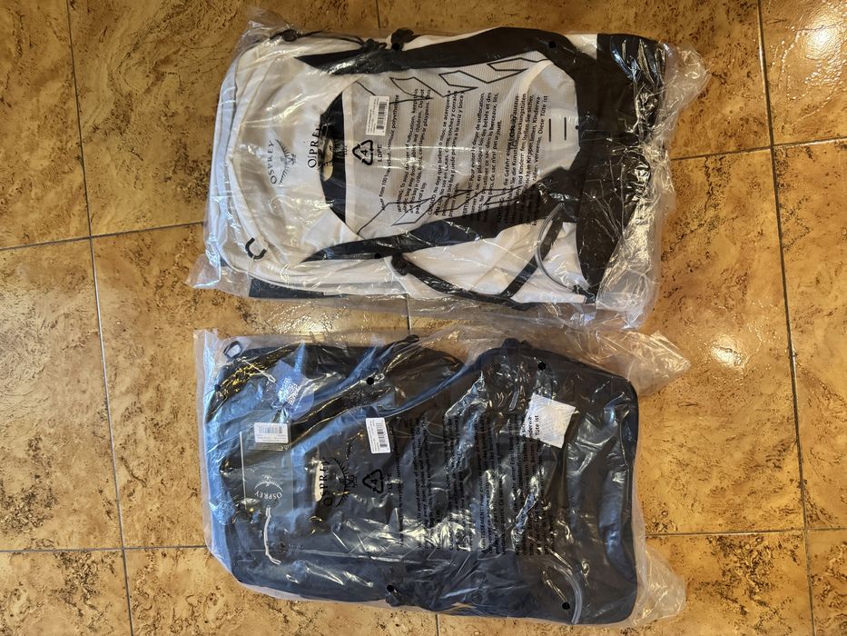 Рюкзак туристичний чоловічий Osprey Talon 22 л black white 10006770