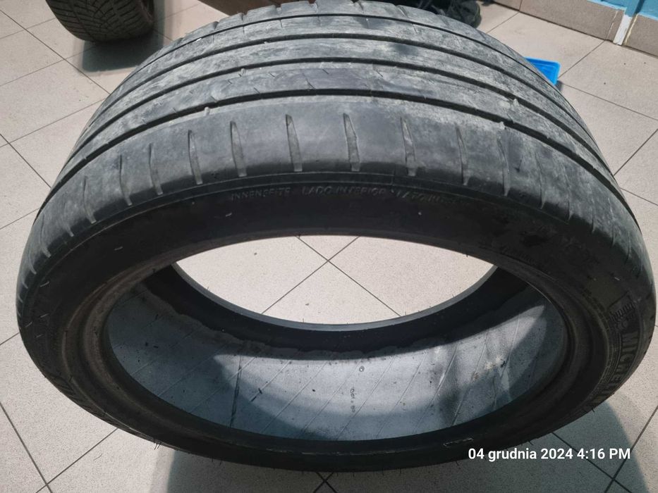 Opona Michelin Pilot Sport 4 225/40R18.