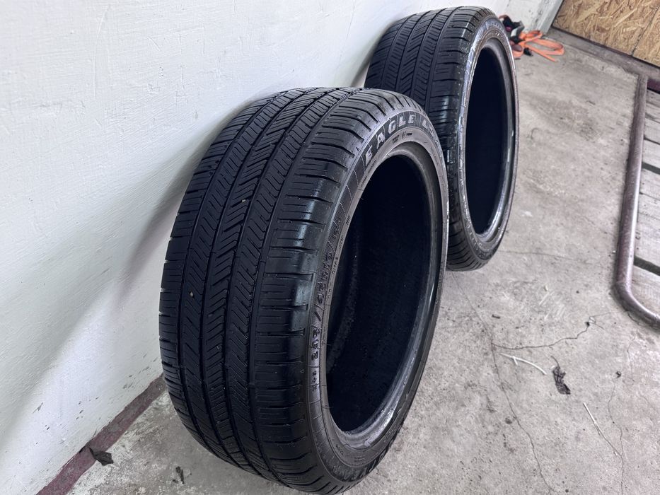 Продам резину 245/45/R19 Goodyear