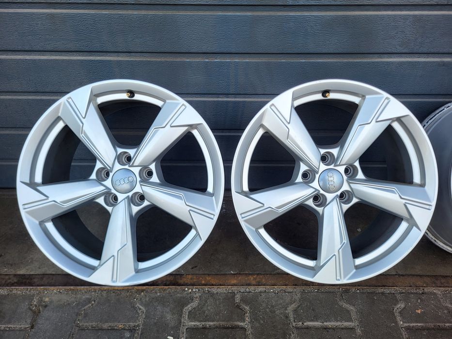 Felgi Audi Skoda VW Seat 18 cali 5x112 plus opony Pirelli