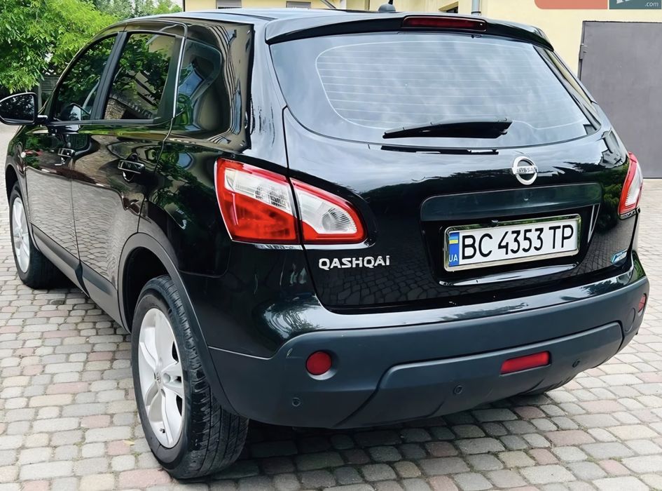Продам авто NISSAN