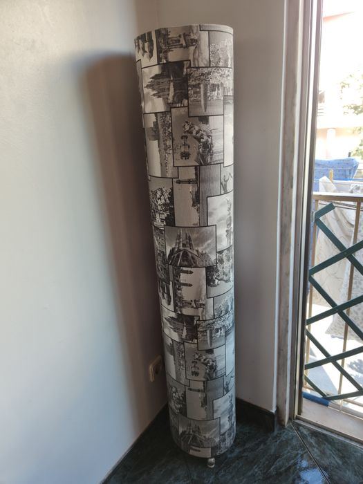 Candeeiro alto de canto