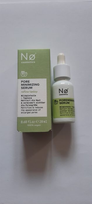 Serum zmniejszające pory No Cosmetics.