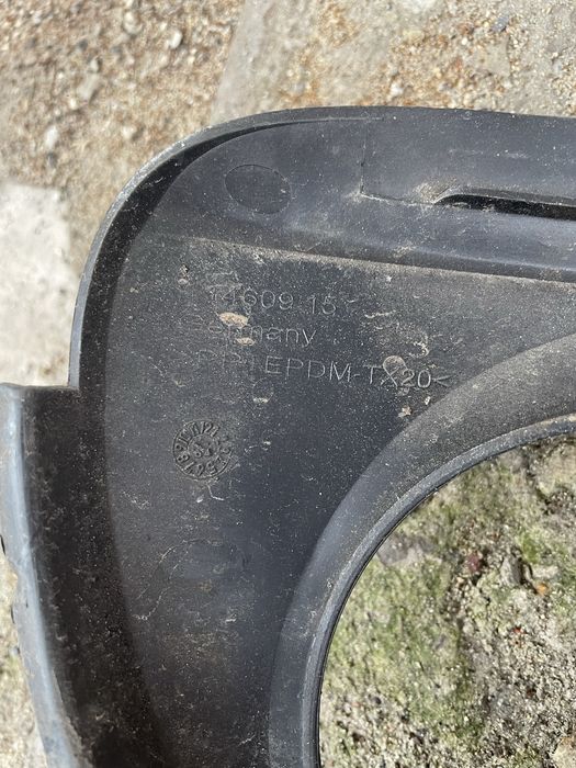 Решітка bmw f10 рест під птф