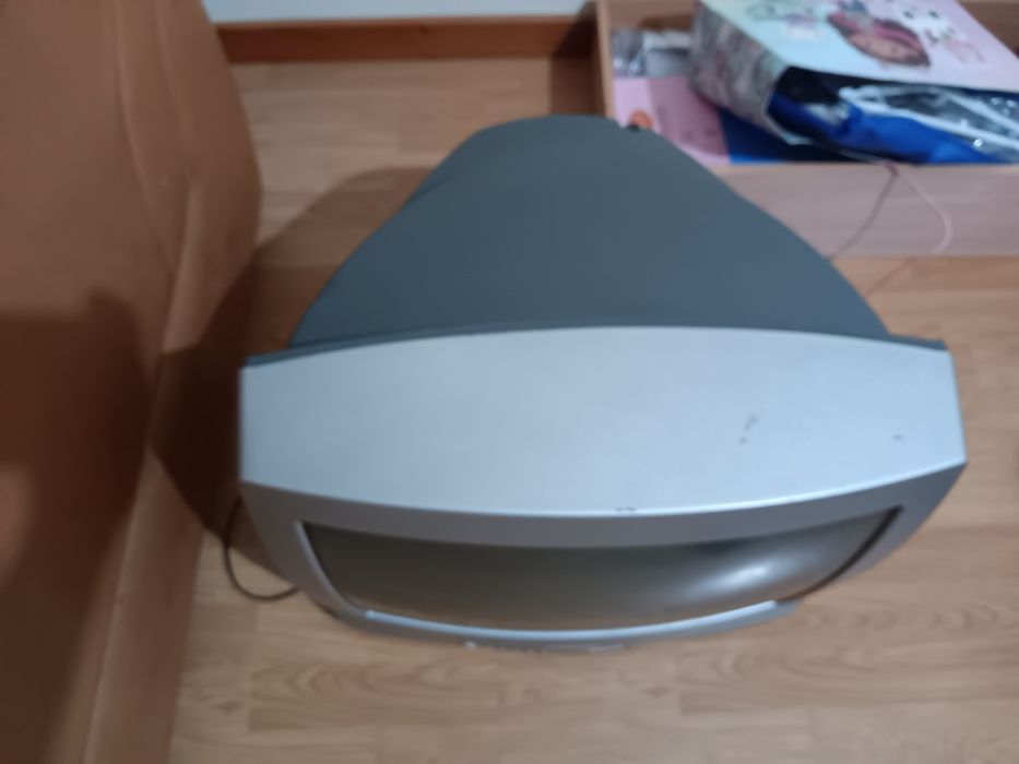 Vendo tv a funcionar