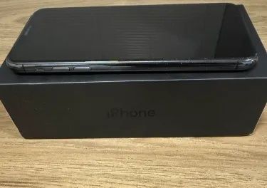 iPhone 11 Pro Max / 256GB