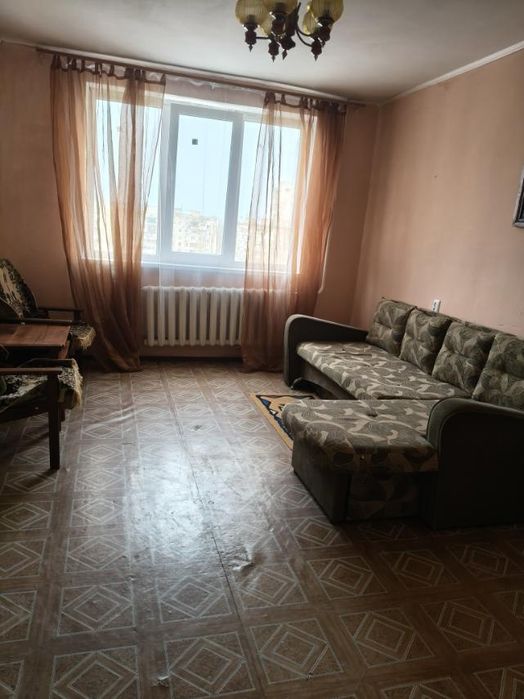 Здам  3 квартиру на10 пов.16 пов. 4000гр