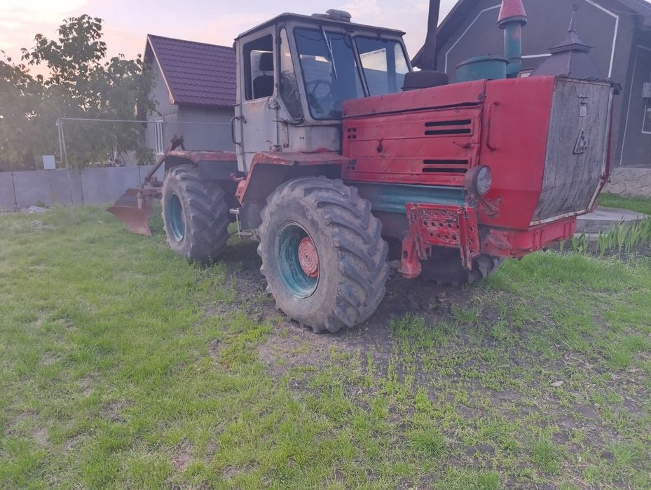 Хтз Т150 з плугом